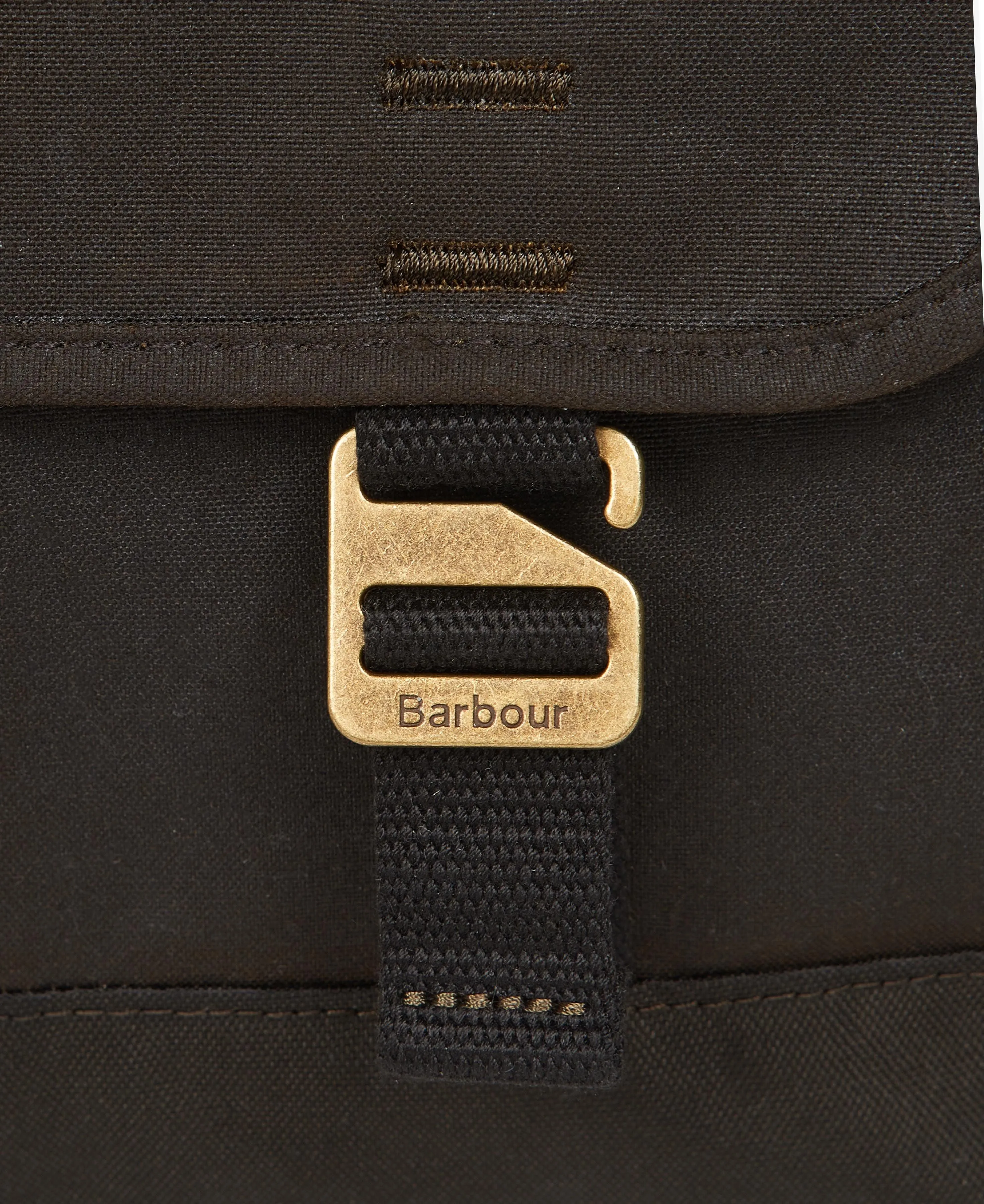 Barbour Essential Wax Messenger Bag