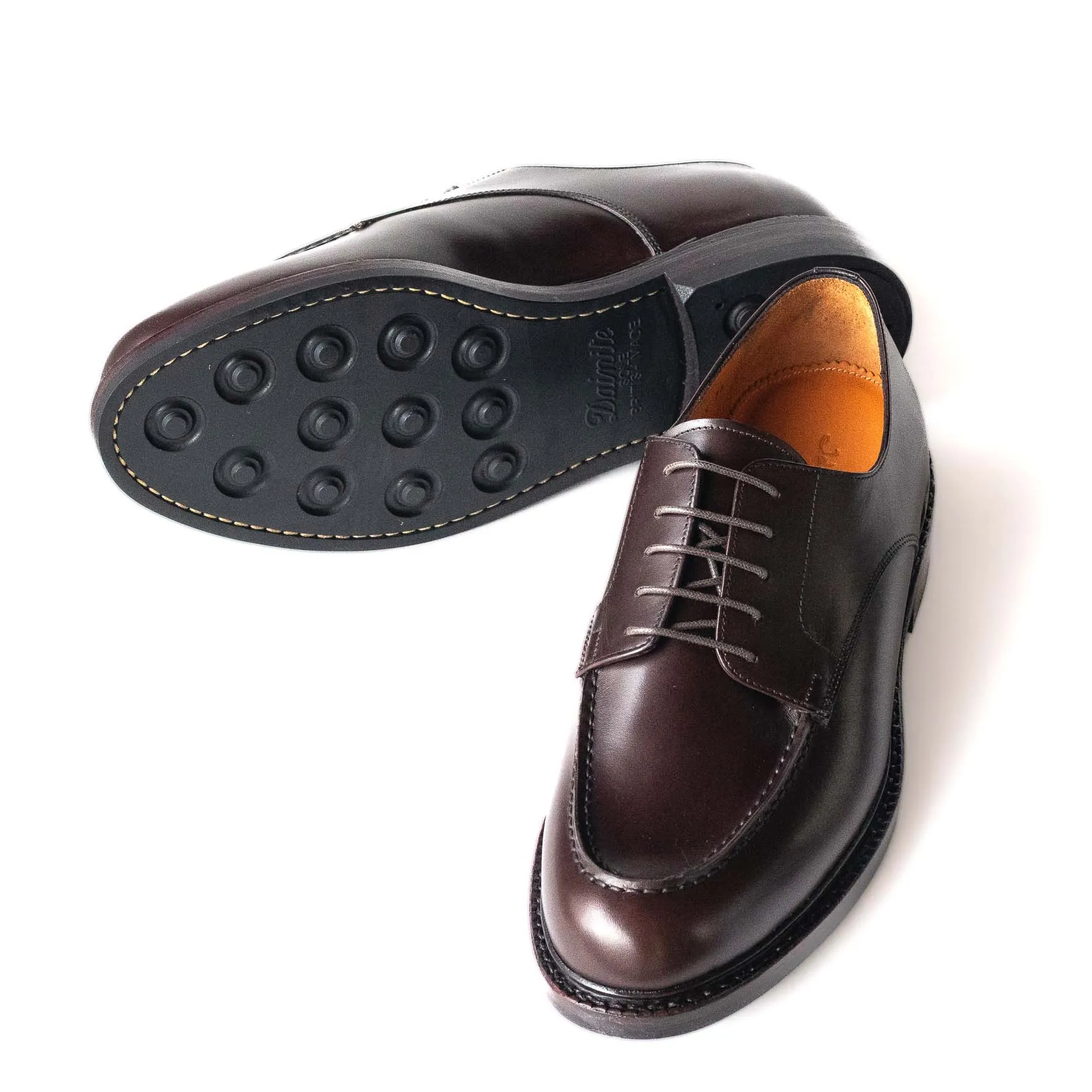 dark brown mens u-tip derby shoes