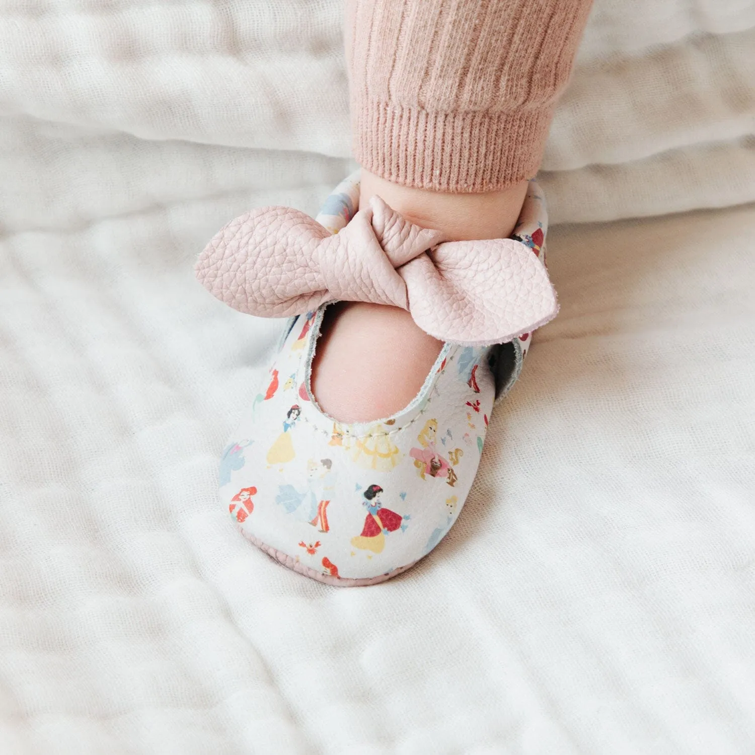 Knotted Bow Baby Shoe - Princesses II