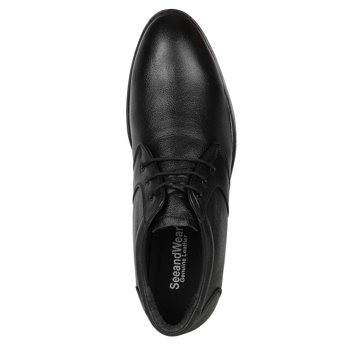 Men's formal shoes made of leather with lace-up design