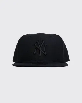 New York Yankees 5950 cap for sale.