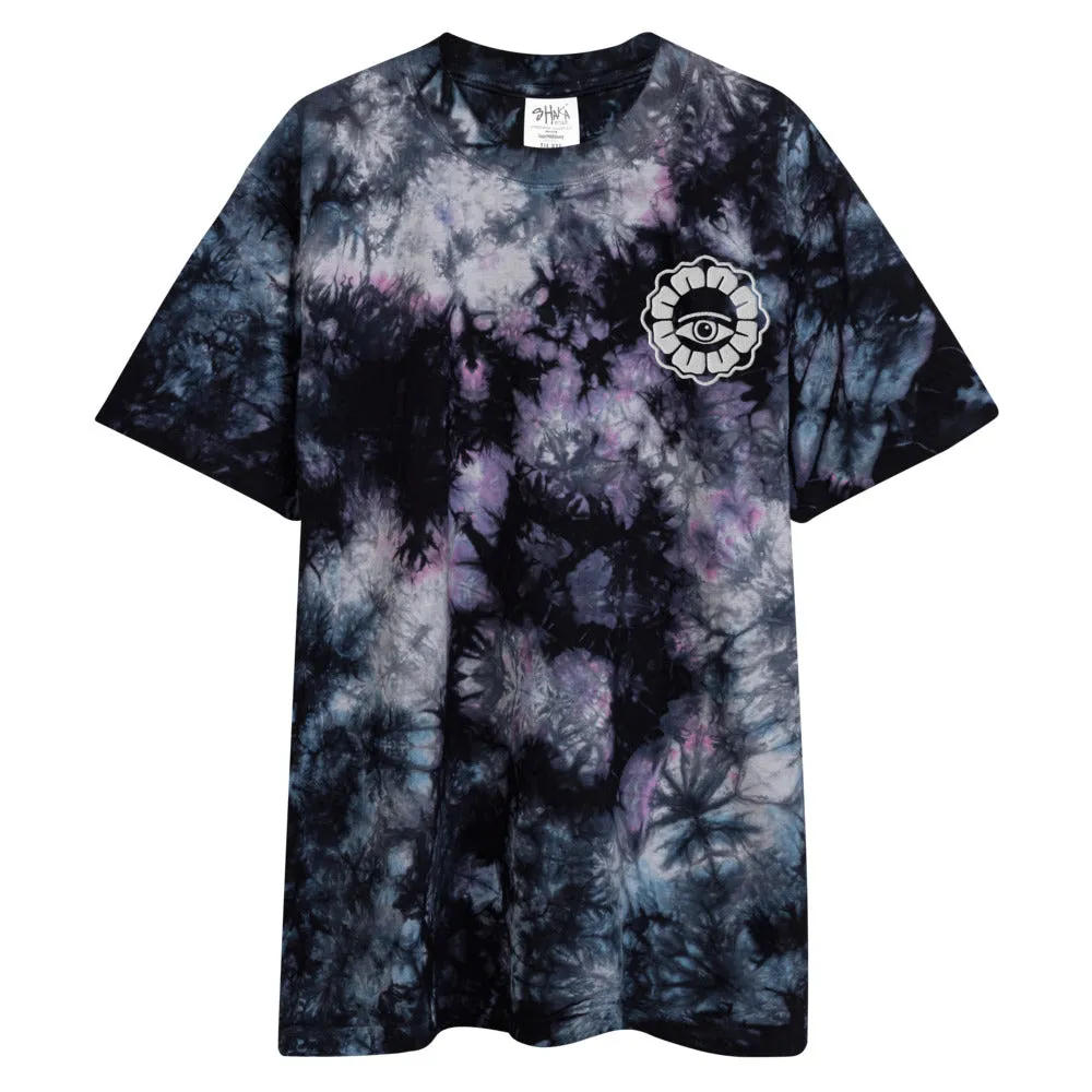 Oversized tie-dye t-shirt with embroidered design