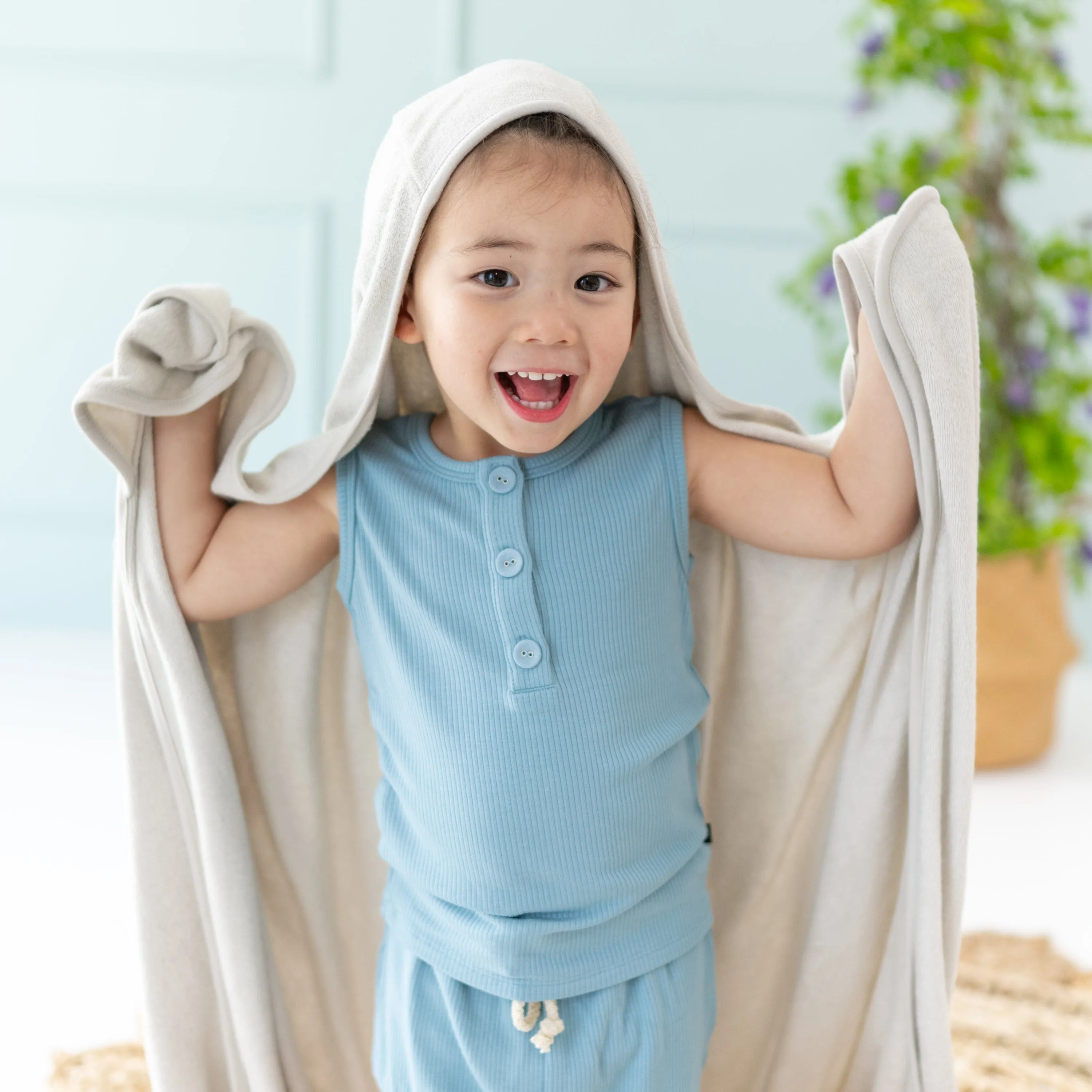 Toddler Hooded Bath Towel in Oat