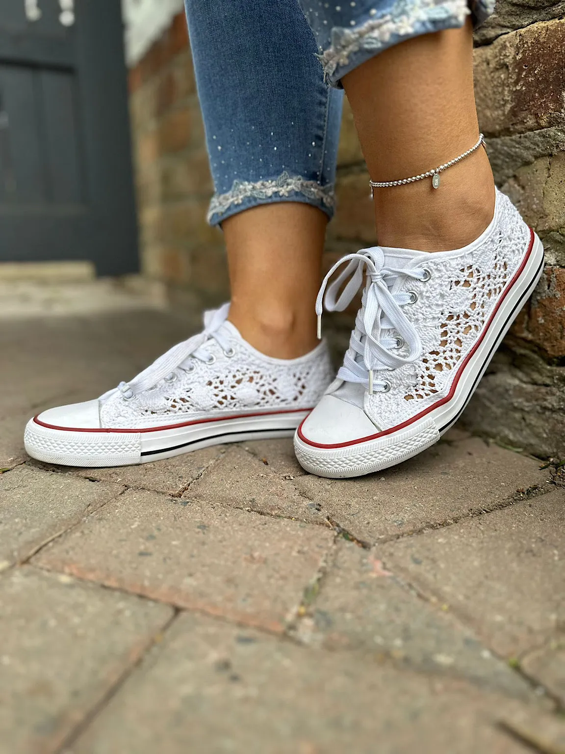 White Crochet Trainers Amanda - Best Price & Great Quality